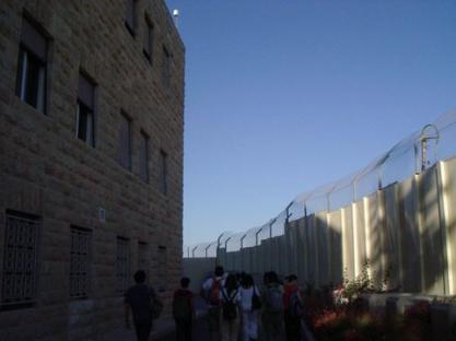 2009-07-01-israeli-west-bank-barrier.jpg